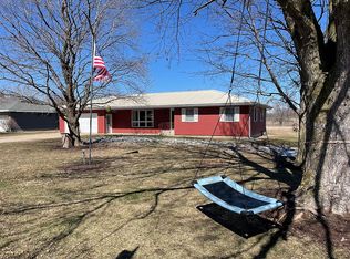 4327 V St, Homestead, IA 52236