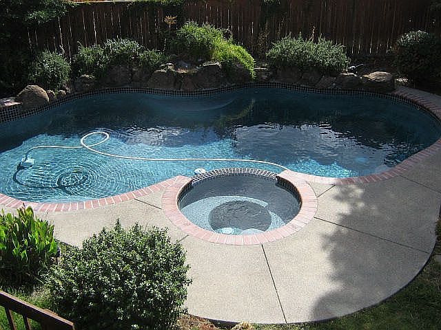 1st image of 3420 Lakeland Way