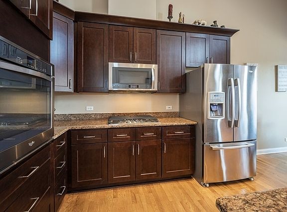 3rd image of 4126 Bordeaux Dr #4126