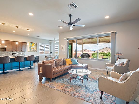 4th image of 822 N Camino Cerro Morado
