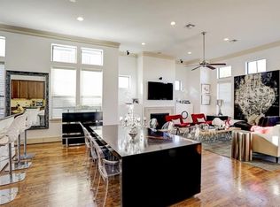 3201 Center St, Houston, TX 77007