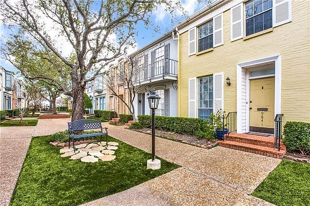1st image of 9841 Valley Meadow Ct #I