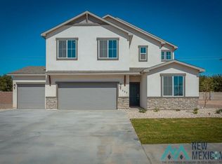 1605 Magnolia Ln, Roswell, NM 88201