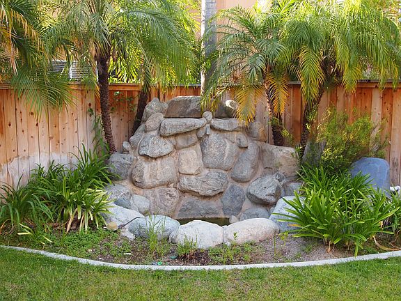 Fountain back yard