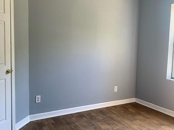 4th image of 802 Lafayette Ave