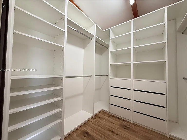 9717 N New River Canal Road 406 #406 — Photo 31