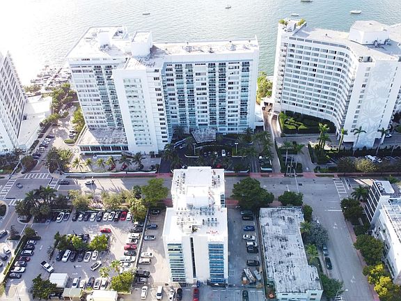 4th image of 1200 West Ave APT 525
