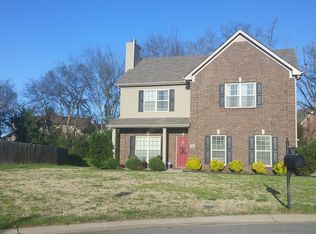 1827 Potters Ct, Murfreesboro, TN 37128