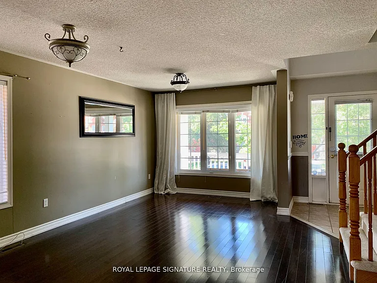 3173 High Springs Cres — Photo 3
