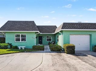 6580 Golden Horseshoe Dr, Seminole, FL 33777