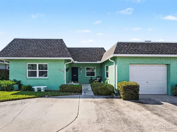 6580 Golden Horseshoe Dr, Seminole, FL 33777