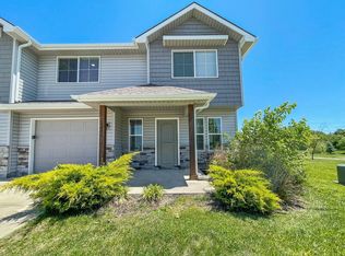 8238 SW 1st St, Blue Springs, MO 64014