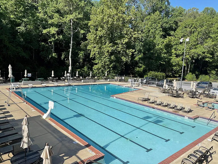 Mill Glen Swim & Tennis Club