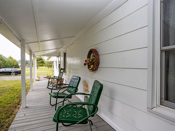 5th image of 1737 Little River Rd