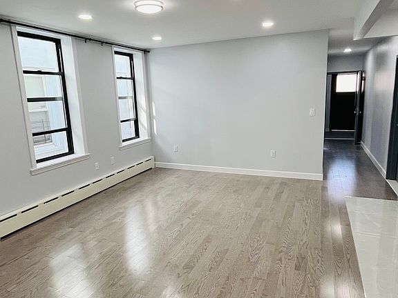 4th image of 3616 Tibbett Ave Floor 2
