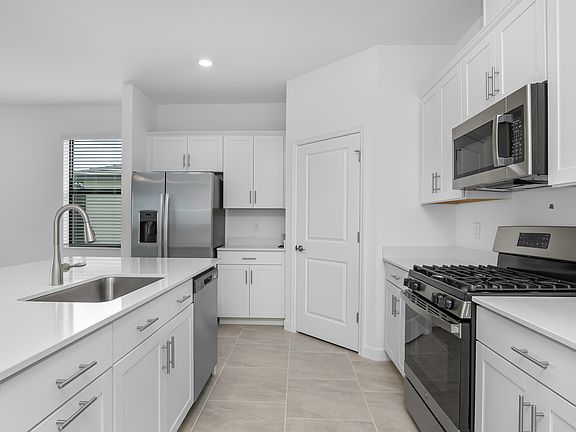 3rd image of 19227 Gentry Pl