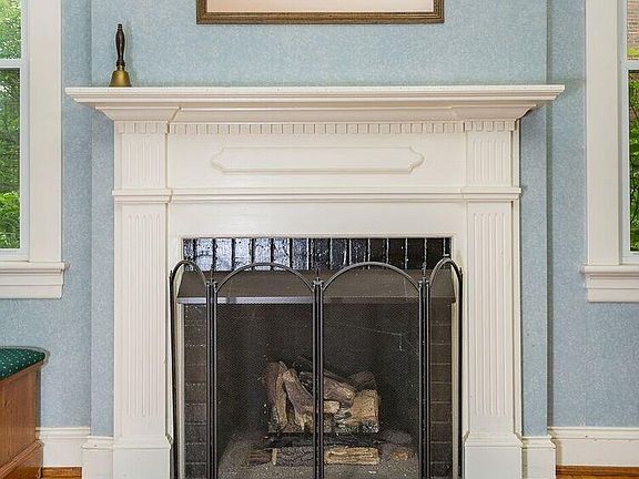 2nd image of 415 Elmwood Ave