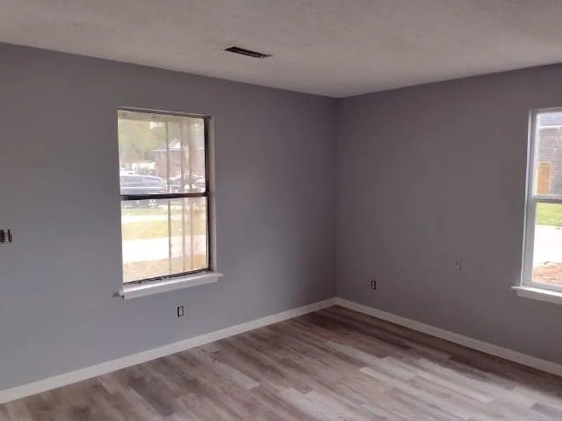 3 bed, 2.0 bath, 1200 sqft, $1,550 — Photo 4