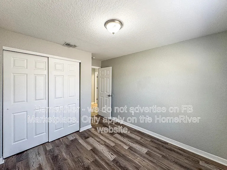 6033 Flora Ter — Photo 17