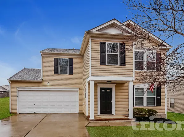 1550 Oakdale Green Dr, Charlotte, NC 28216