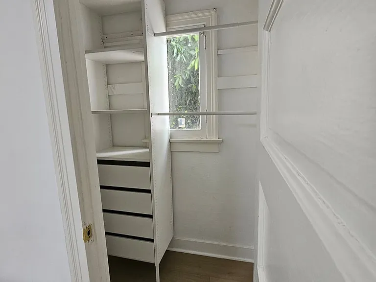810 N Curson Ave — Photo 10