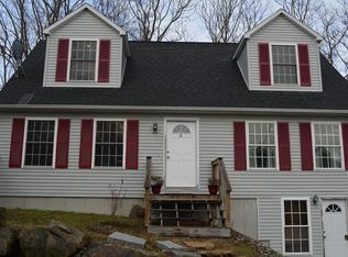 10 Dyer St, Fall River, MA 02720