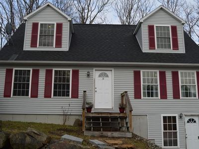 10 Dyer St, Fall River, MA, 02720