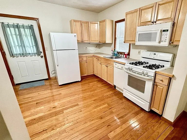 64 Paris St #1 — Photo 5