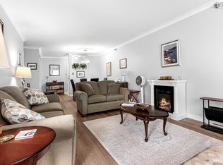 93 Kearney Lake Rd #308, Halifax, NS B3M 4E7
