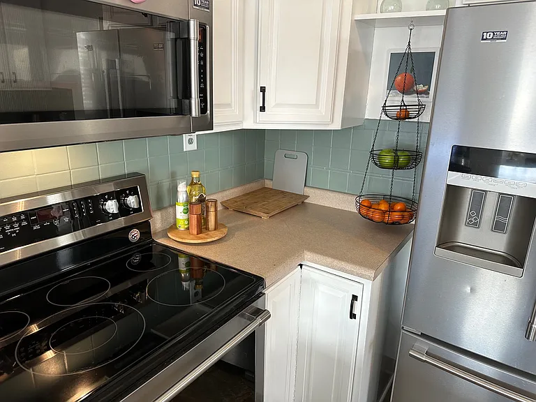 817 Walnut St — Photo 5