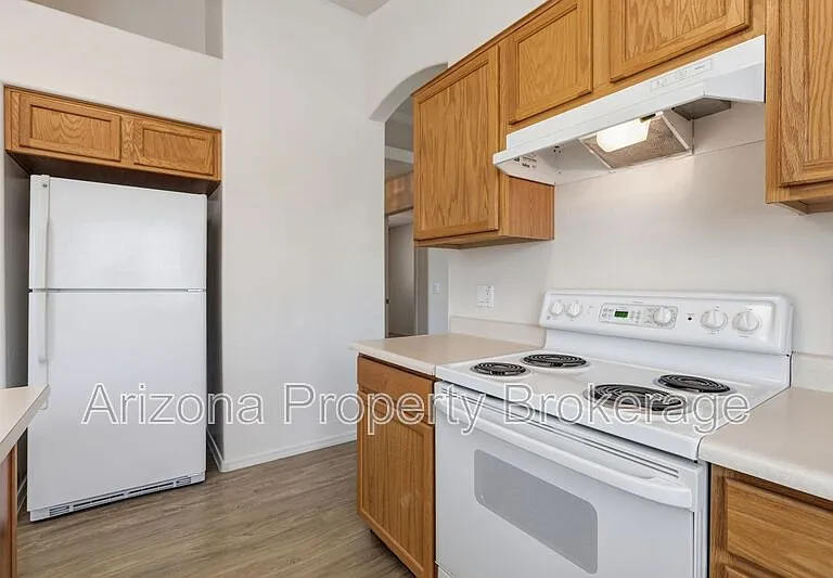 14823 W Redfield Rd — Photo 8