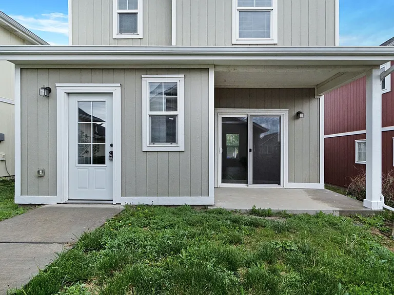 2621 Valentine Ln — Photo 25