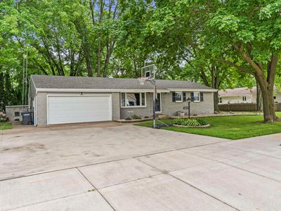 2899 W 9th Ave, Oshkosh, WI, 54904