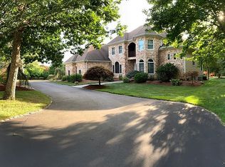 30 Intrepid Ln, Jamestown, RI 02835