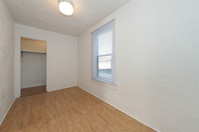 Ashland 2422 - bedroom6_03282017