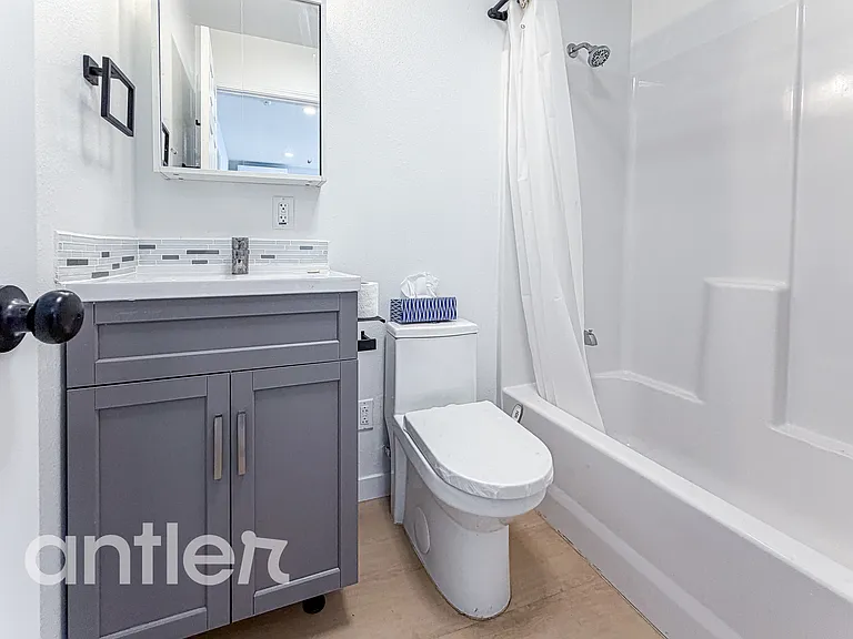 1891 Caspian Ave #L6 — Photo 4