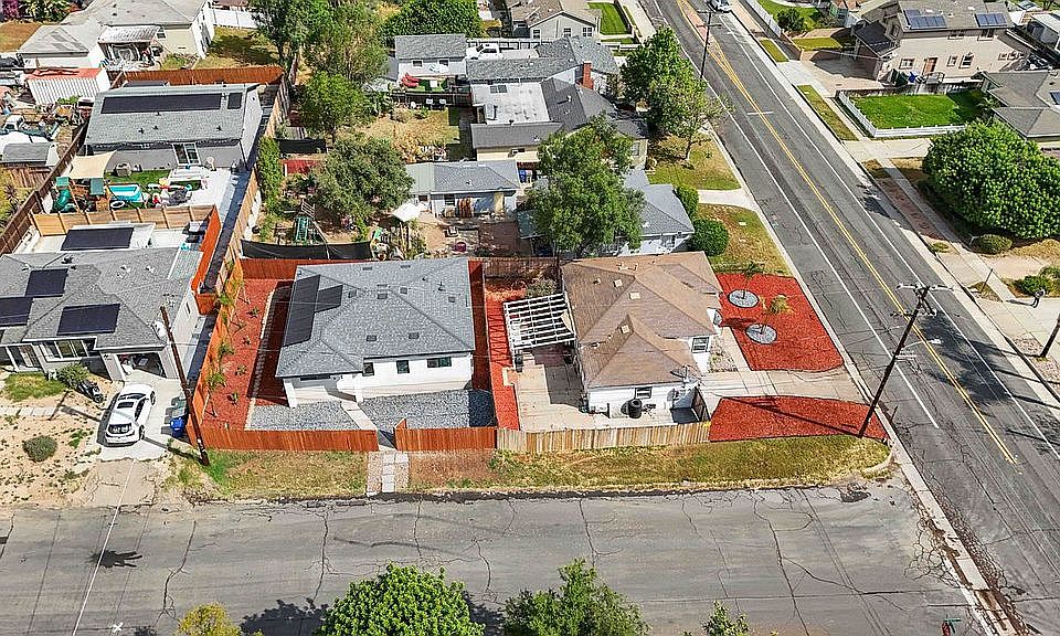 1st image of 4712-4714 Harbinson Ave