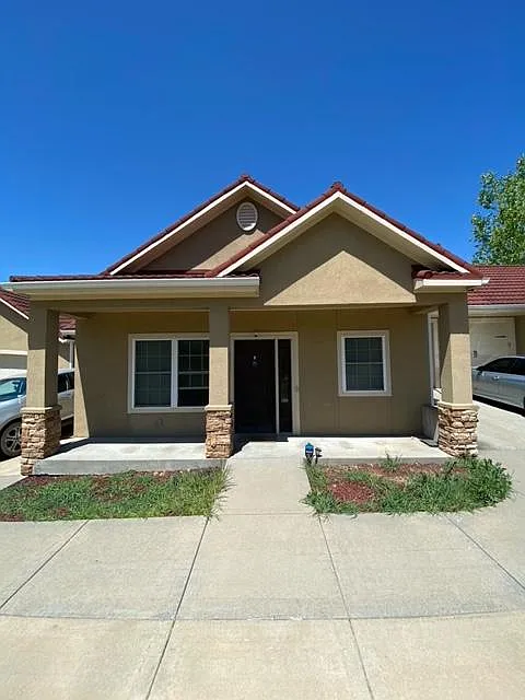 3814 N Forest Ave — Photo 1