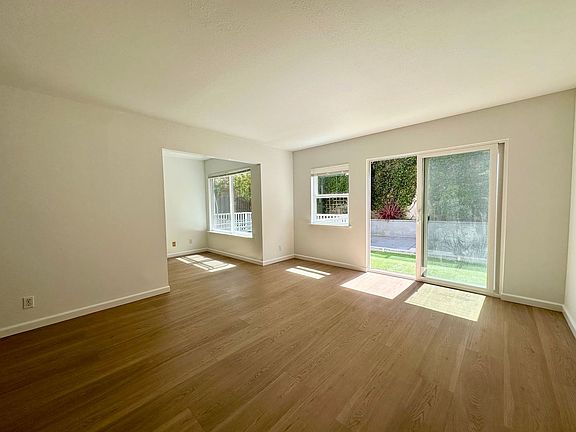 2nd image of 2007 Pacific Ave APT 5
