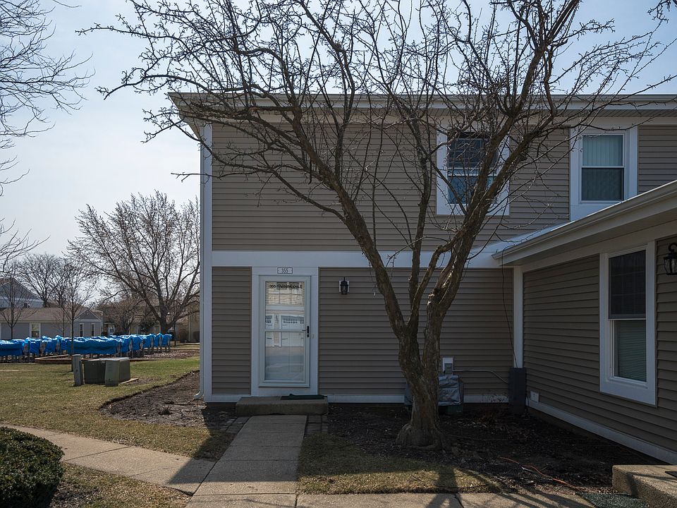1st image of 355 Farmingdale Cir #4
