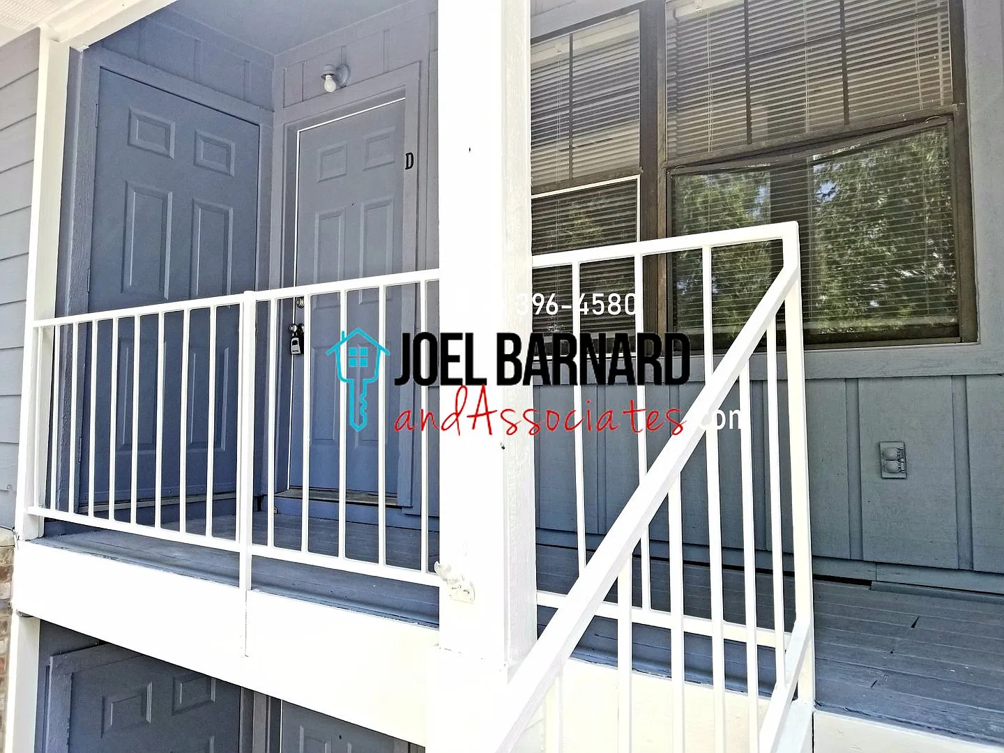 110 Lady Bird Lane — Photo 3