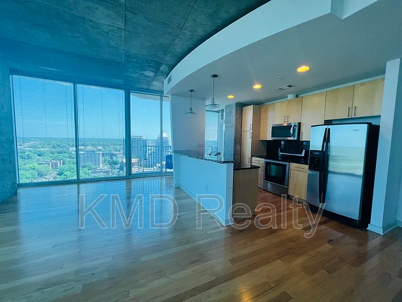 2 bed, 2.0 bath, 1271 sqft, $2,895 — Photo 2