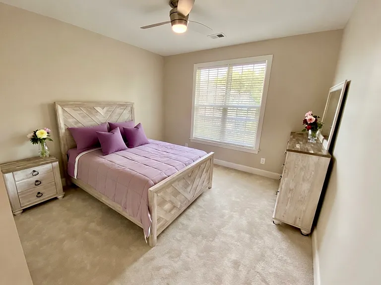 833 Providence Glen Dr — Photo 12