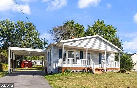 2964 Grace St photo 1