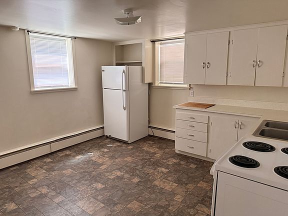 Large Kitchen & Dining