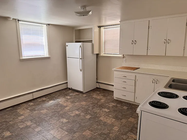 Large Kitchen & Dining