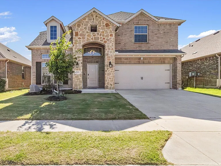 2919 Jasper Trl — Photo 2