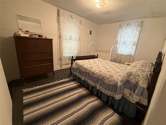 3rd image of 54 Main St