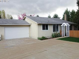 2569 NE Grant St, Hillsboro, OR 97124