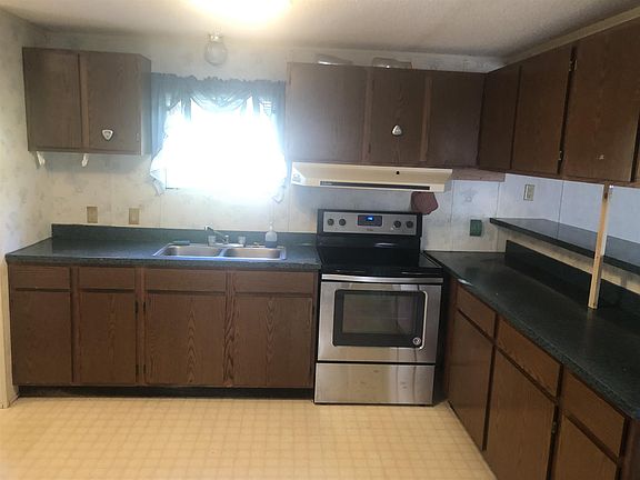 5th image of 213 Dudney Hill Ln